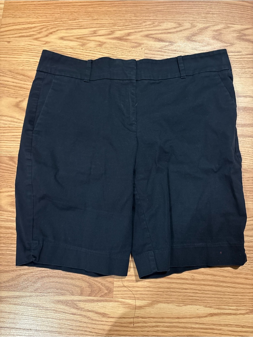 Ann Taylor Navy Blue Bermuda Shorts size 10P